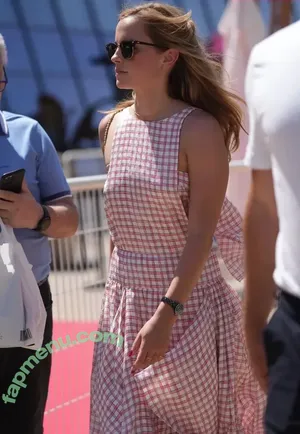 Emma Watson / elizarosewatson / emmawatson nude photo #0135