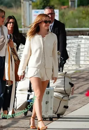 Emma Watson / elizarosewatson / emmawatson nude photo #0325