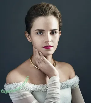 Emma Watson / elizarosewatson / emmawatson nude photo #0421