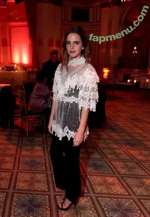 Emma Watson / elizarosewatson / emmawatson nude photo #0426