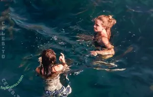 Emma Watson / elizarosewatson / emmawatson nude photo #0500