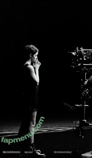 Emma Watson / emmawatson nude photo #0544