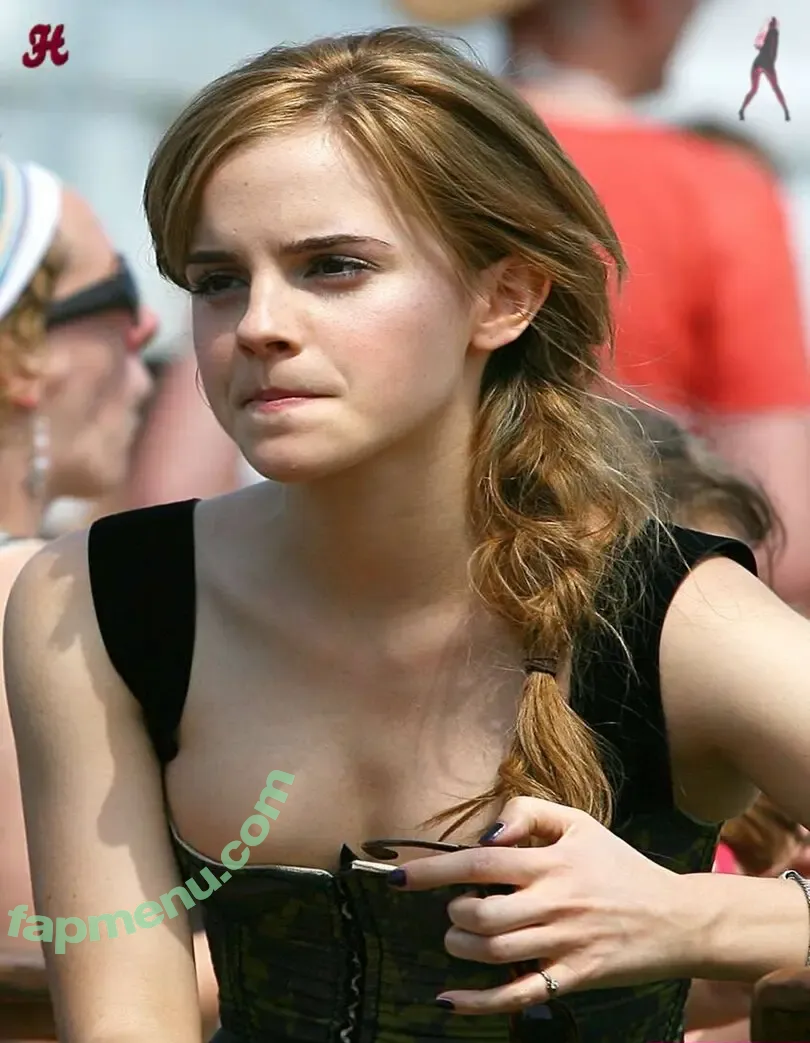 Emma Watson nude photo #0051 (elizarosewatson / emmawatson)