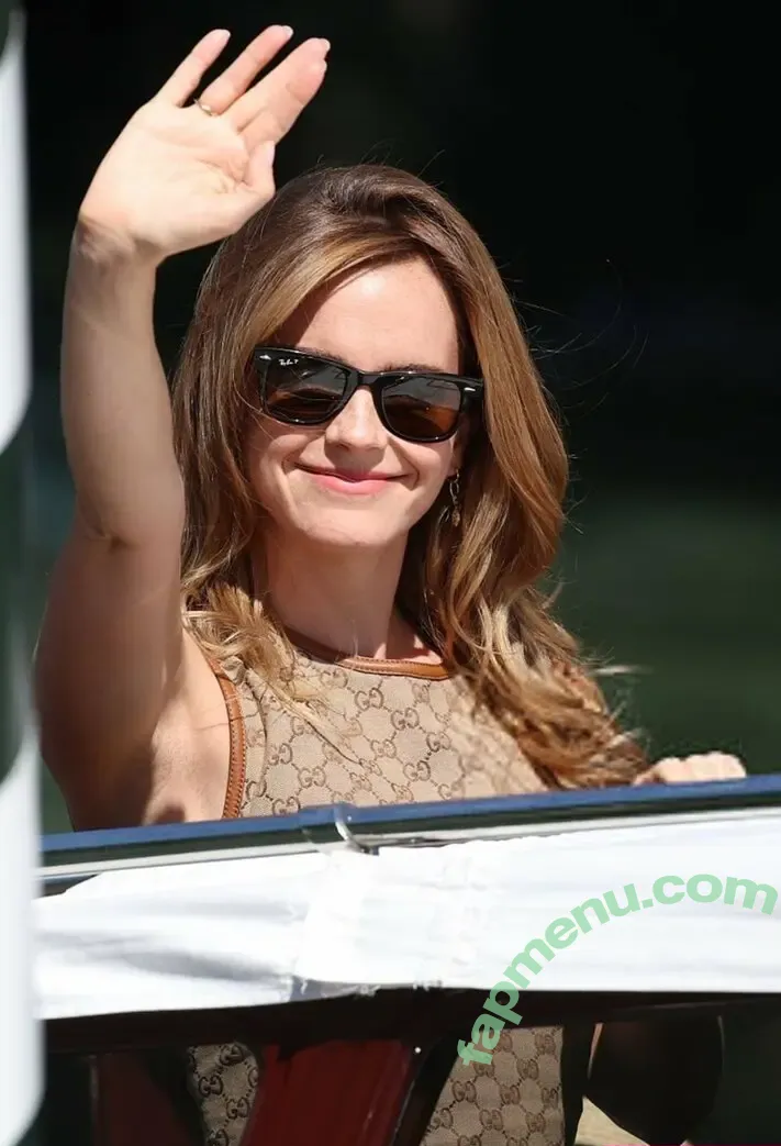 Emma Watson nude photo #0306 (elizarosewatson / emmawatson)