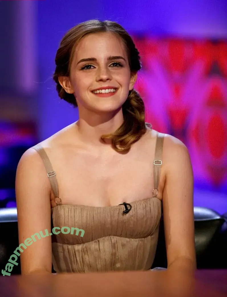 Emma Watson nude photo #0394 (elizarosewatson / emmawatson)