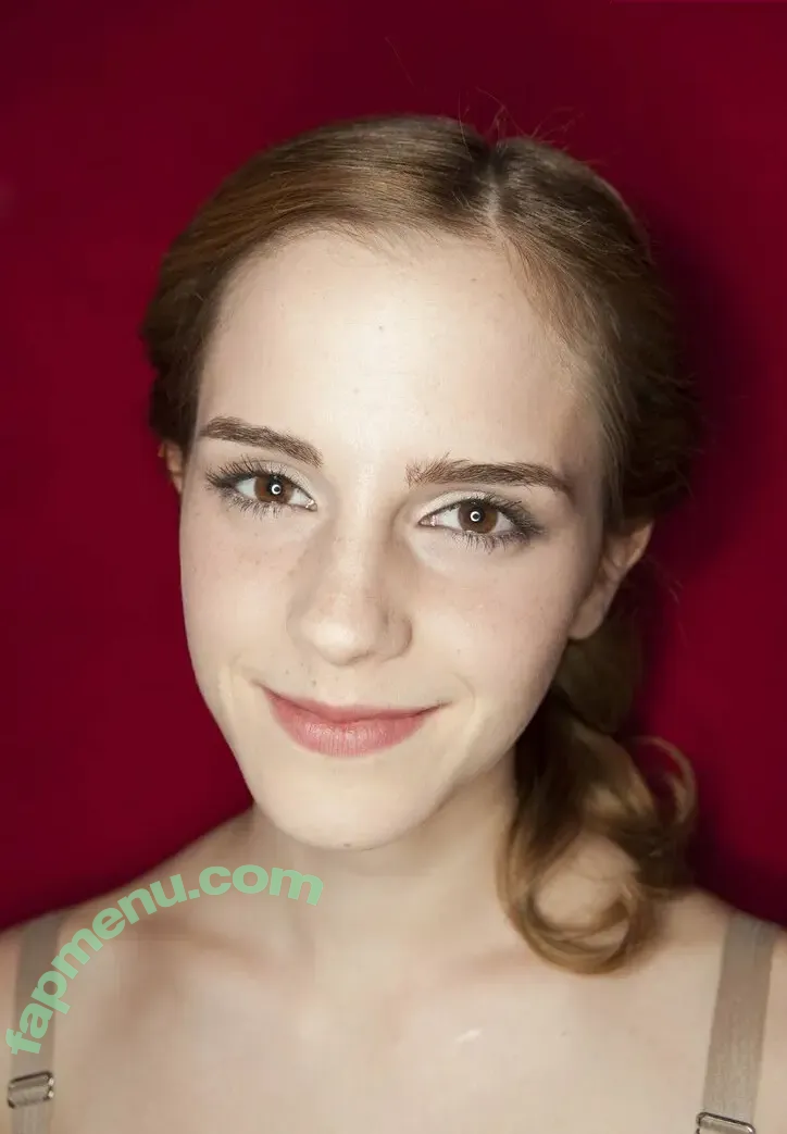 Emma Watson nude photo #0400 (elizarosewatson / emmawatson)