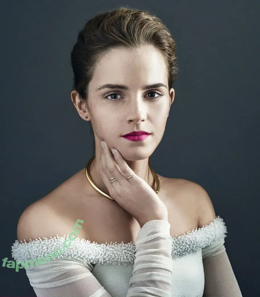 Emma Watson nude photo #0421 (elizarosewatson / emmawatson)