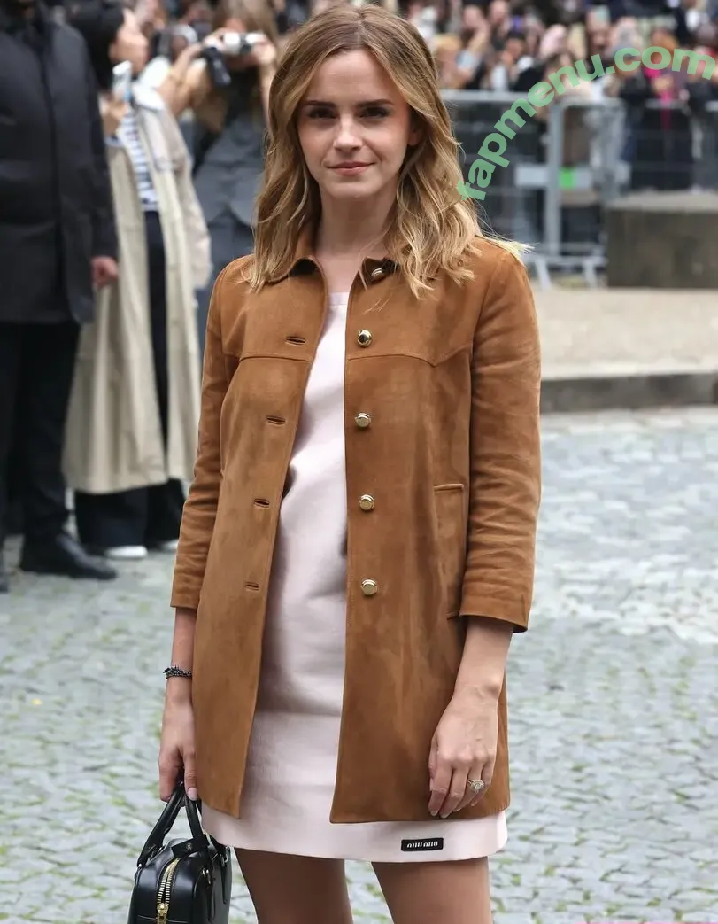 Emma Watson nude photo #0449 (elizarosewatson / emmawatson)