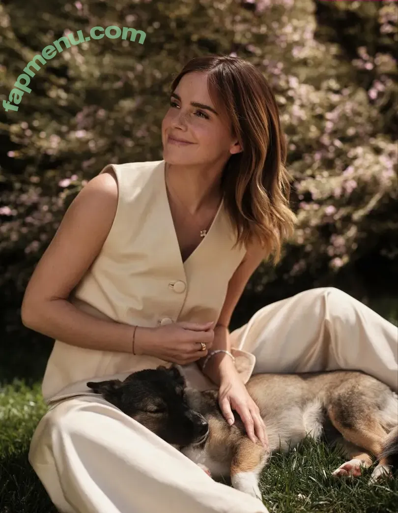 Emma Watson nude photo #0466 (elizarosewatson / emmawatson)