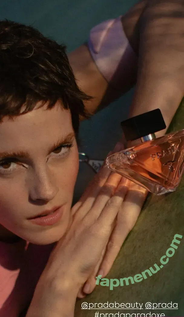 Emma Watson nude photo #0537 (emmawatson)