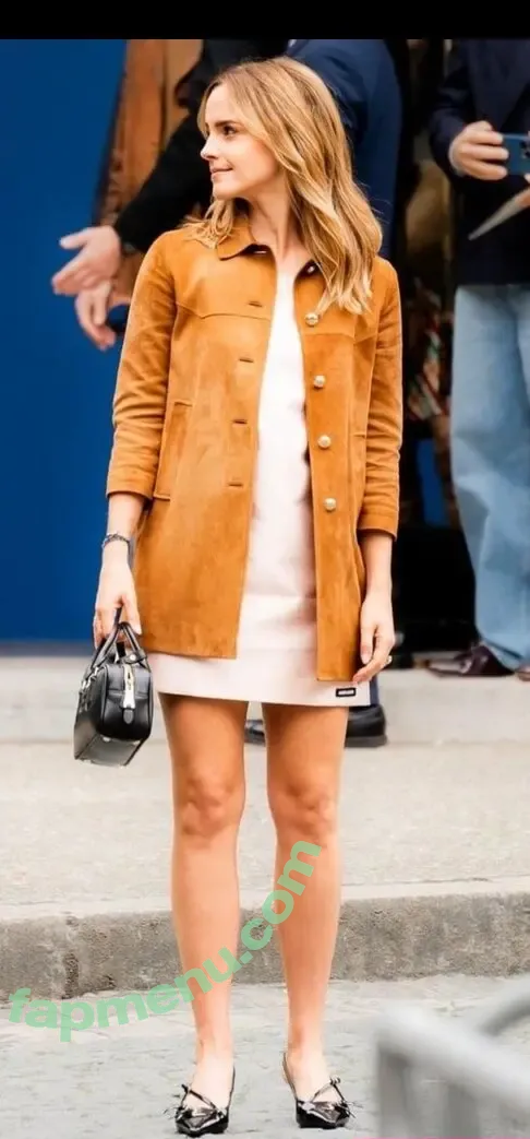 Emma Watson nude photo #0570 (emmawatson)