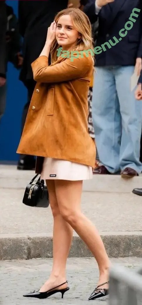 Emma Watson nude photo #0571 (emmawatson)