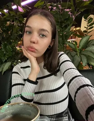  nude photo #0004