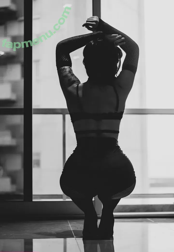emmaa_of nude photo #0011 (emmaaofficielle)
