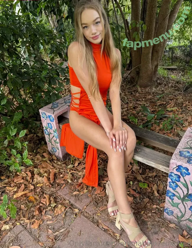 emmabelovedxofree nude photo #0052 (emmabelovedxo)
