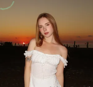 emmacut1e / emmabe1 / emmyvip nude photo #0267