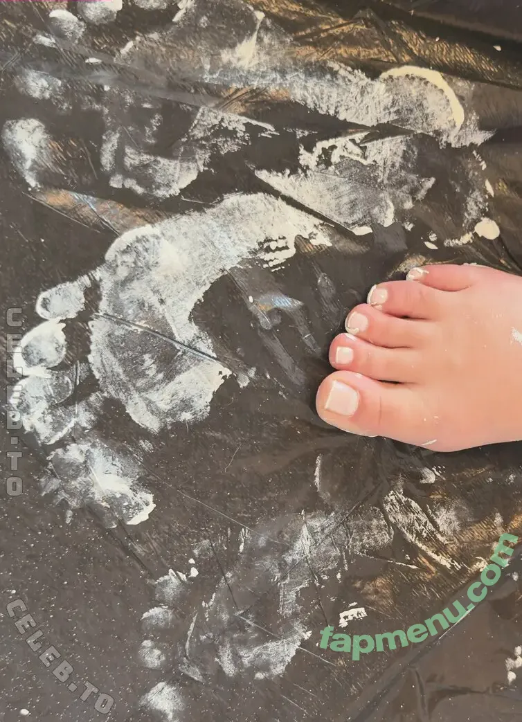 Emmadizzy / Emma_arty nude photo #0034 (Emmadizzy / emma.arty / emma_arty)