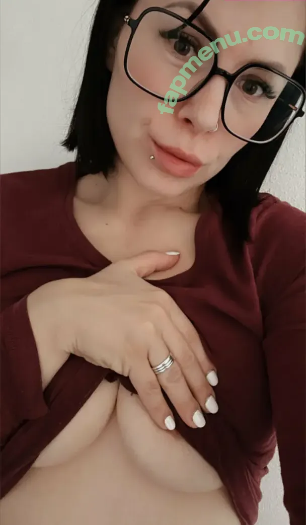 emmafischerr nude photo #0020 (emmafischerr)