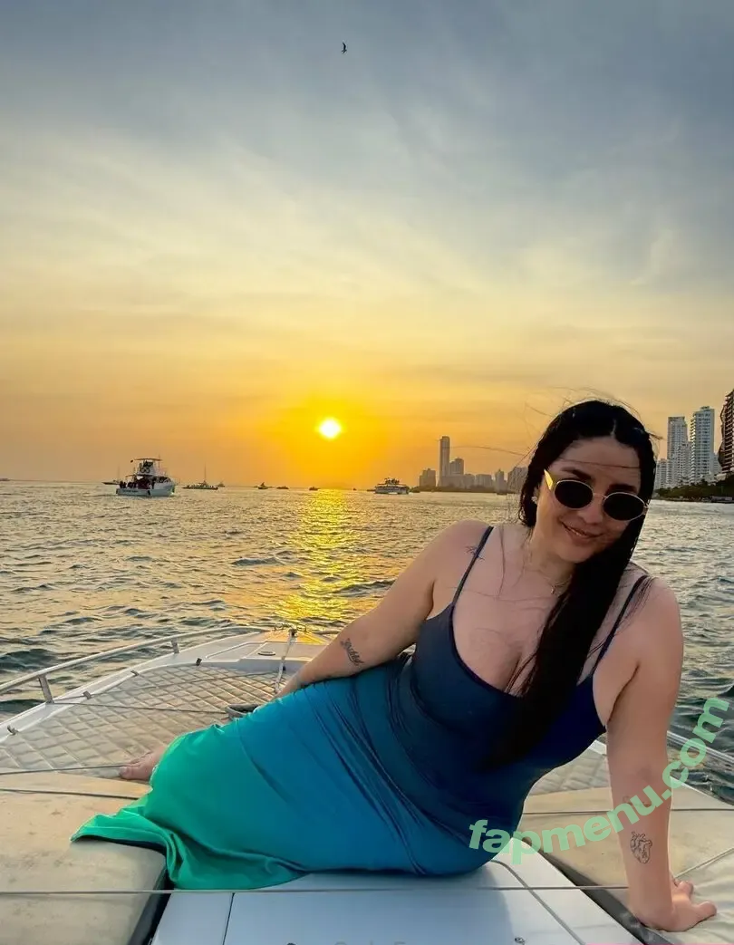 emmagommez nude photo #0035 (emmagome)