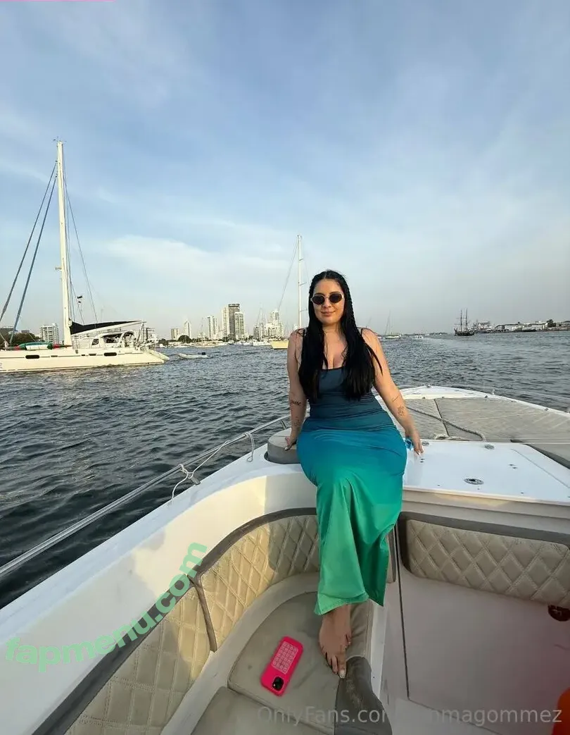 emmagommez nude photo #0036 (emmagome)