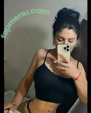 emmagrd / emmagrede nude photo #0002