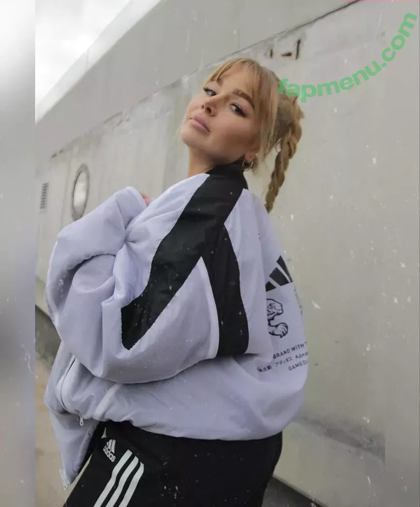 Emmahaggstrom nude photo #0056 (Emma Christina)