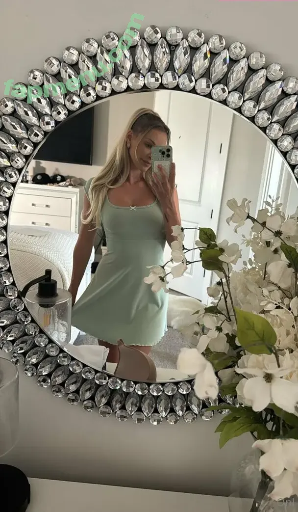 emmahixofficial nude photo #0324 (emmahix_xo)
