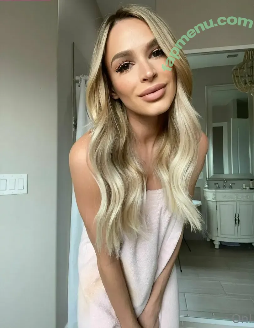 emmahixofficial nude photo #0427 (emmahix_xo)