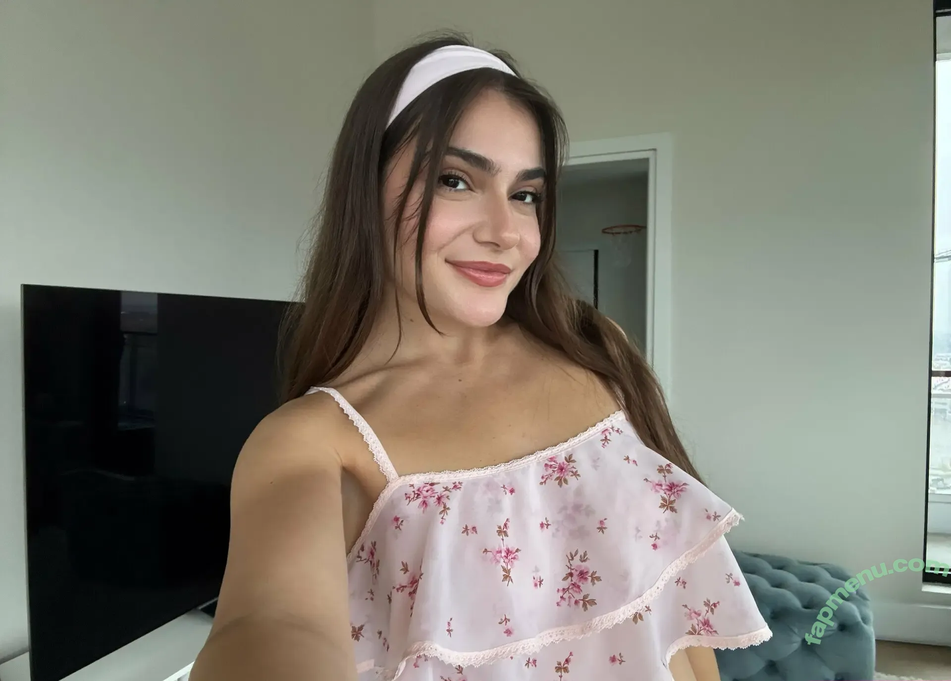 emmakatalis nude photo #0085 (emmakkallis)