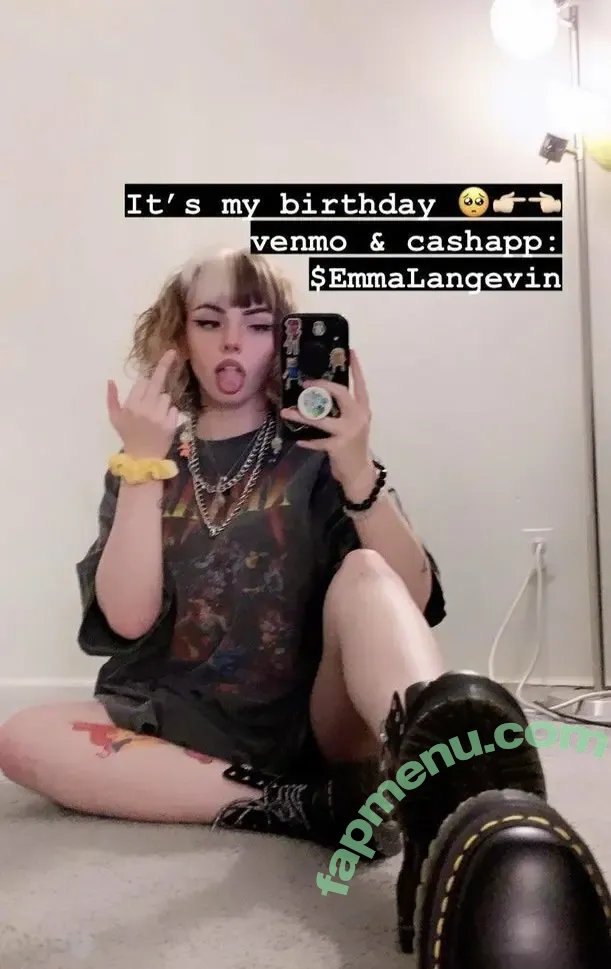 EmmaLangevin nude photo #0001 (EmmaLangevin)