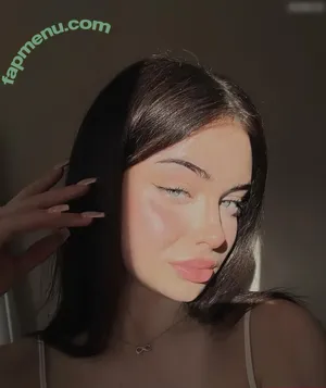  nude photo #0001