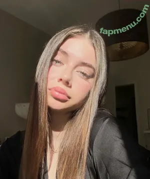  nude photo #0006