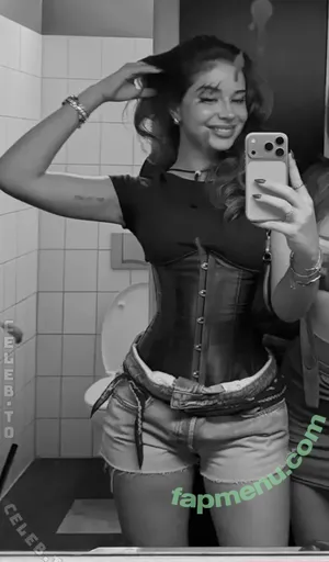 emmaldkkk / emma.ldkk nude photo #0058