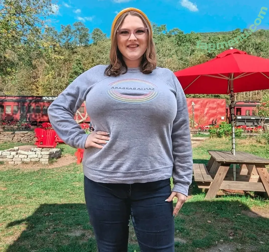 emmalilly nude photo #0031 (theemmalilly)