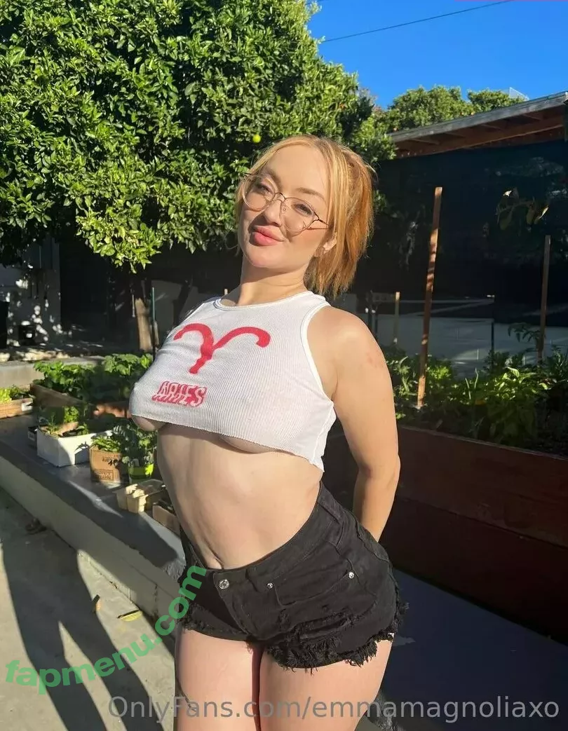 emmamagnoliaxo nude photo #0303 (theemmamag)