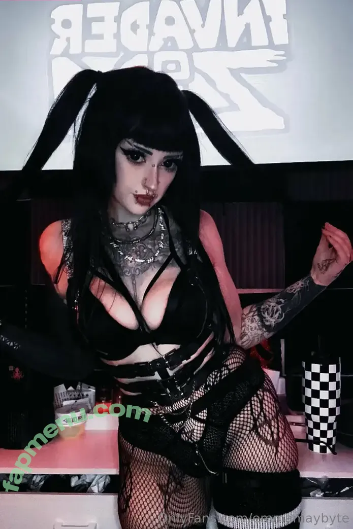 Emmamaybyte nude photo #0855 (emmamaybyte666 / emmamaybytez)