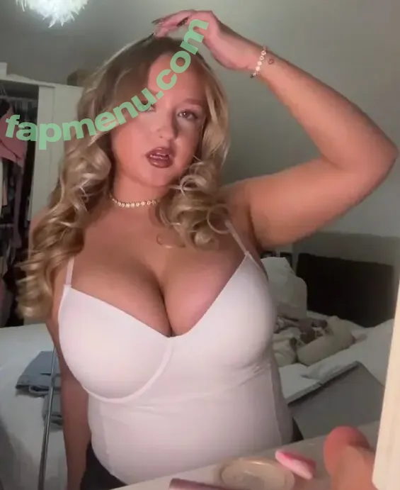 emmamcwhirter nude photo #0028 (123456_.xx / emzmcw)