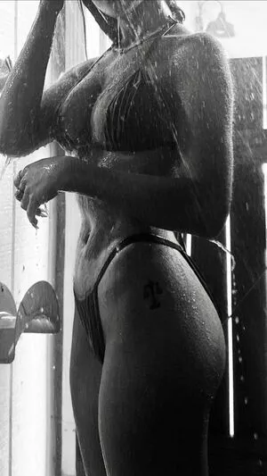 emmanorton / emmanorts / rossilino nude photo #0085