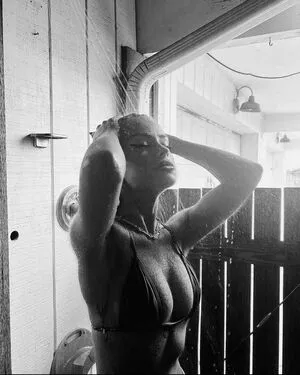 emmanorton / emmanorts / rossilino nude photo #0086