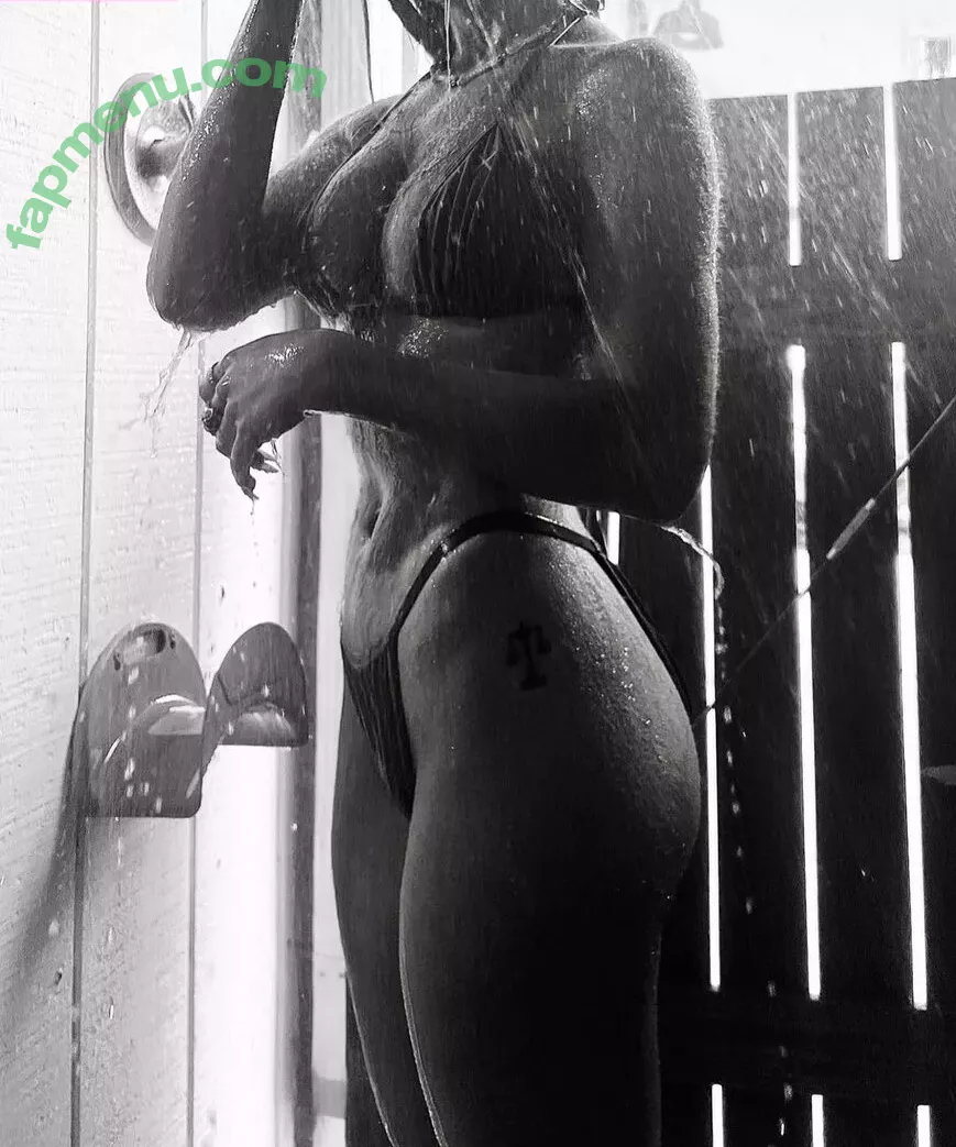 emmanorton nude photo #0090 (emmanorts / rossilino)