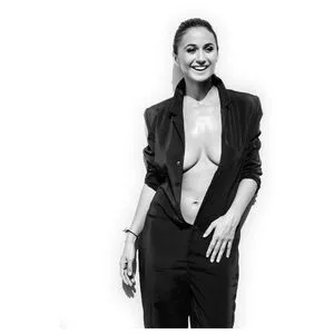 Emmanuelle Chriqui / Emmanuelle / echriqui nude photo #0534