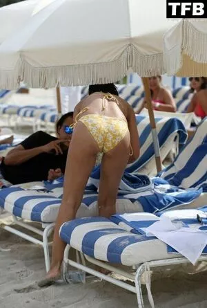 Emmanuelle Chriqui / Emmanuelle / echriqui nude photo #0542