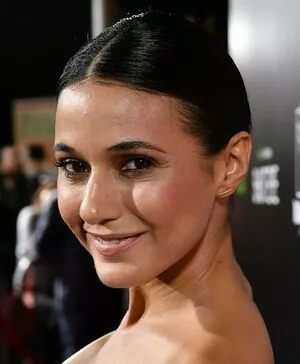 Emmanuelle Chriqui / Emmanuelle / echriqui nude photo #0688