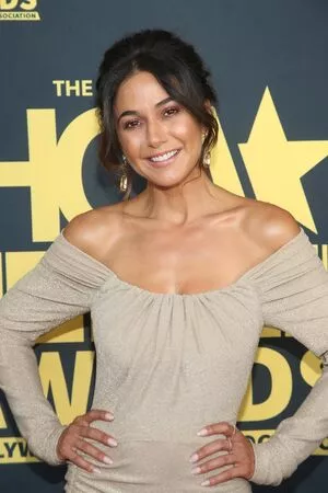 Emmanuelle Chriqui / Emmanuelle / echriqui nude photo #0703