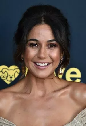 Emmanuelle Chriqui / Emmanuelle / echriqui nude photo #0714