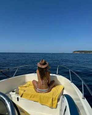Emmanuelle Chriqui / Emmanuelle / echriqui nude photo #0814