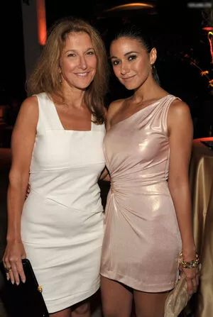 Emmanuelle Chriqui / Emmanuelle / echriqui nude photo #0939