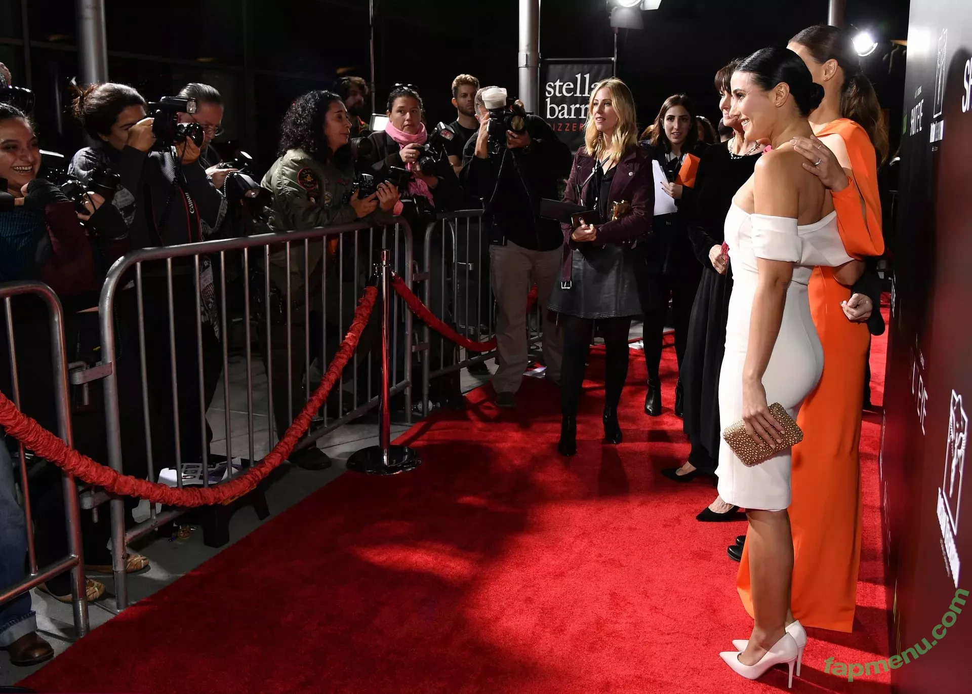 Emmanuelle Chriqui nude photo #0017 (Emmanuelle / echriqui)