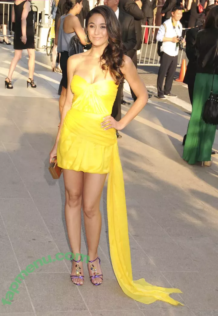 Emmanuelle Chriqui nude photo #0039 (Emmanuelle / echriqui)