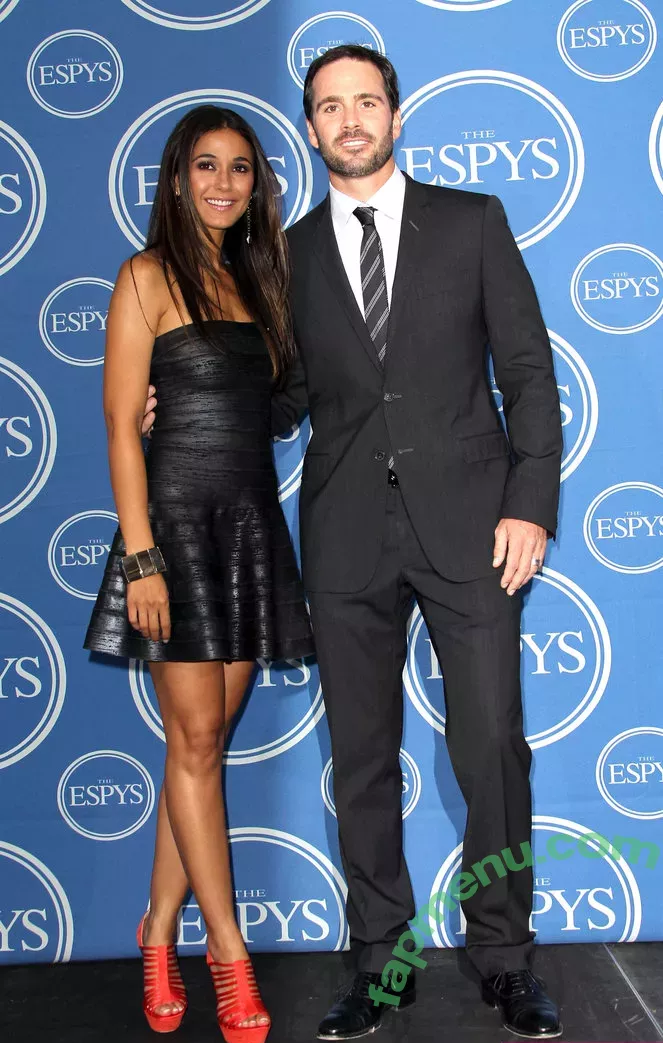 Emmanuelle Chriqui nude photo #0045 (Emmanuelle / echriqui)